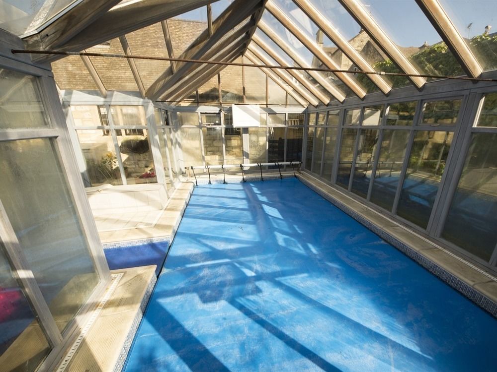 Cardynham House Hotel Stroud  Exterior photo